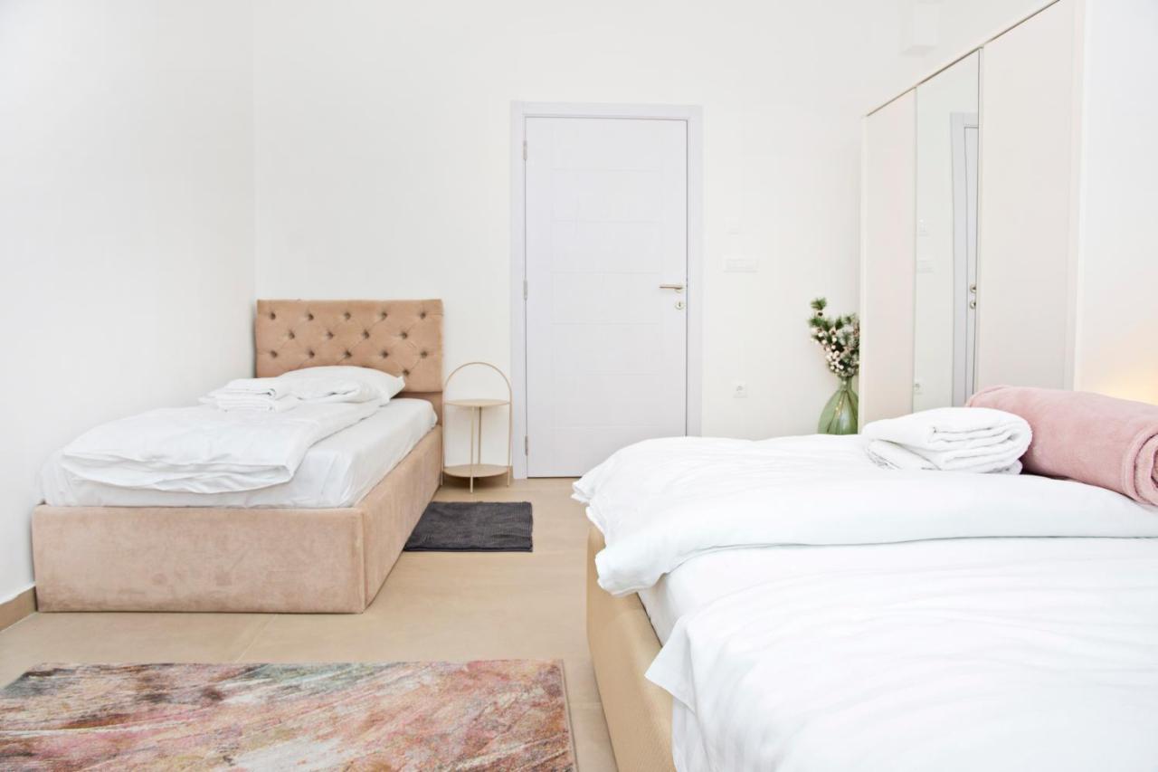 Flowers Premium Apartments & Rooms Zagabria Esterno foto